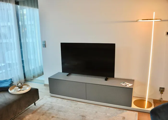 Emerald Luxury דירה