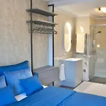 Emerald Luxury Apartment *
