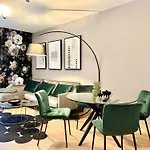 Emerald Luxury Διαμέρισμα