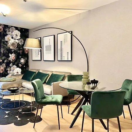Emerald Luxury Διαμέρισμα